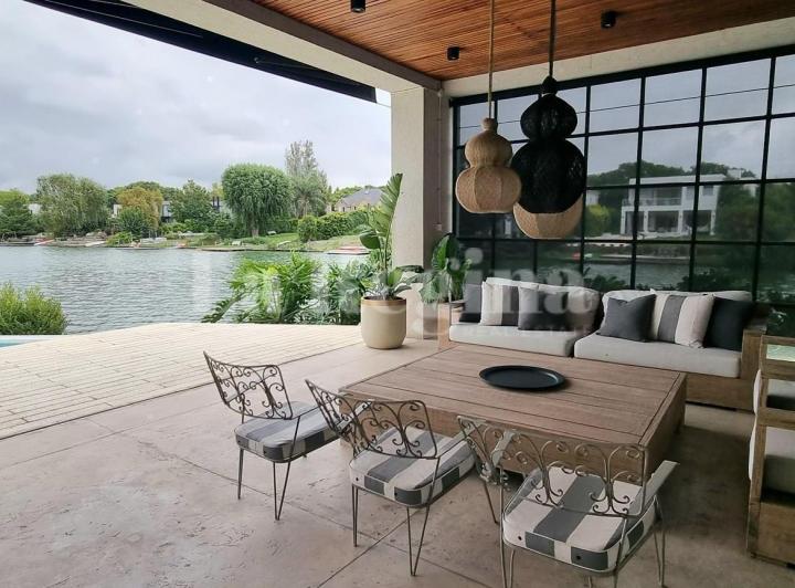 Casa · 463m² · 5 Ambientes