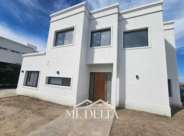 Casa · 230m² · 5 Ambientes