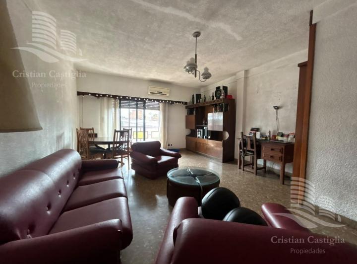 Casa · 376m² · 9 Ambientes