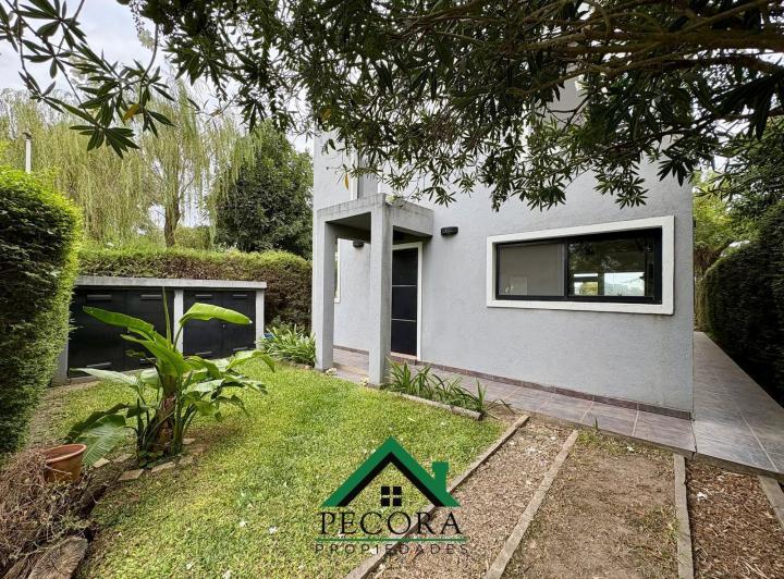 Casa · 112m² · 5 Ambientes · 1 Cochera