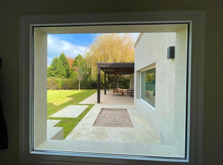 Casa · 287m² · 5 Ambientes · 2 Cocheras