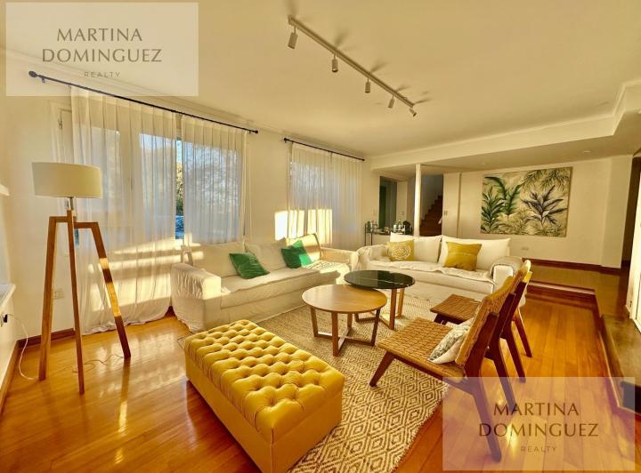 Casa · 275m² · 7 Ambientes