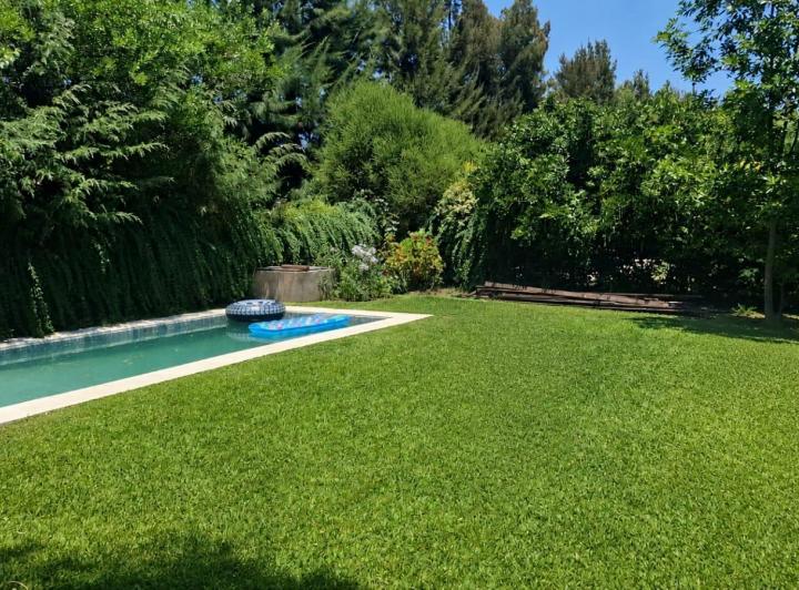 Casa · 200m² · 5 Ambientes