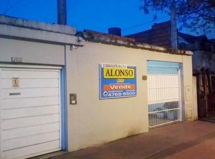 Casa · 233m² · 5 Ambientes · 1 Cochera