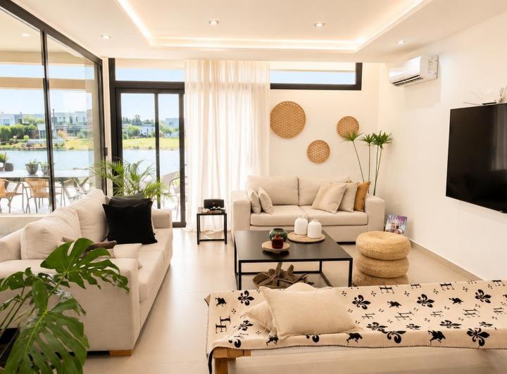 Casa · 264m² · 5 Ambientes · 2 Cocheras