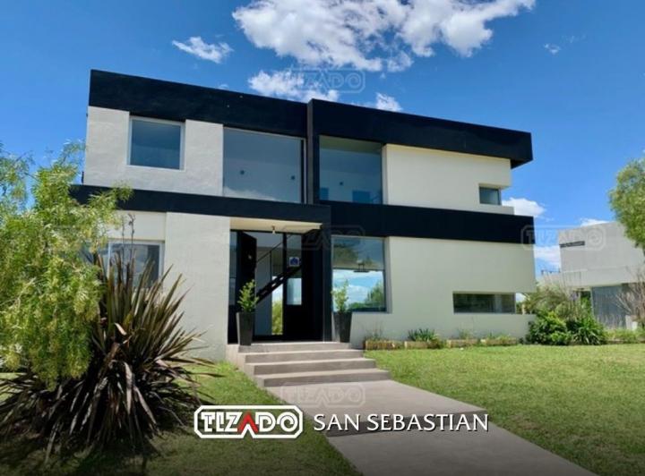 Casa · 177m² · 5 Ambientes · 1 Cochera