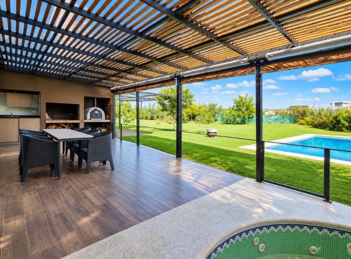 Casa · 150m² · 5 Ambientes