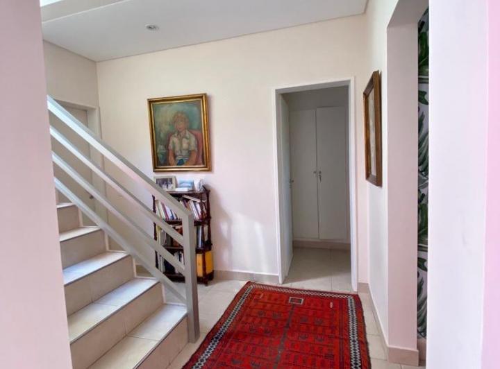 Casa · 280m² · 5 Ambientes · 2 Cocheras