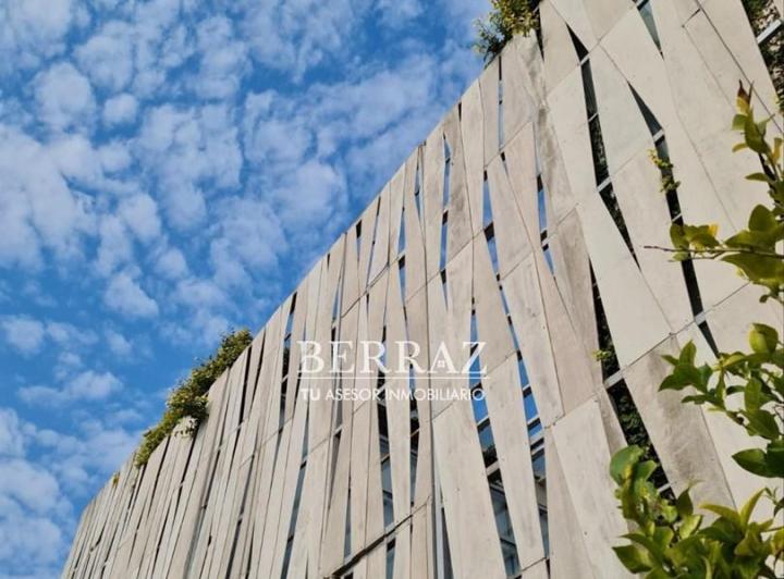 Casa · 285m² · 5 Ambientes · 1 Cochera