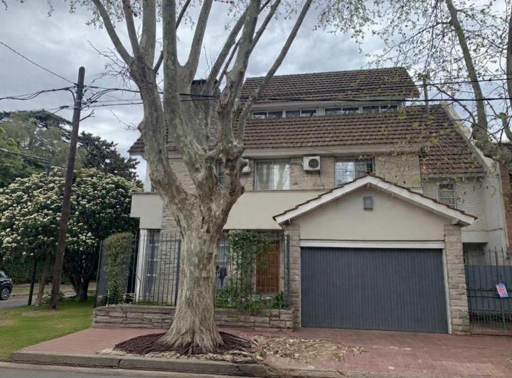Casa · 334m² · 7 Ambientes