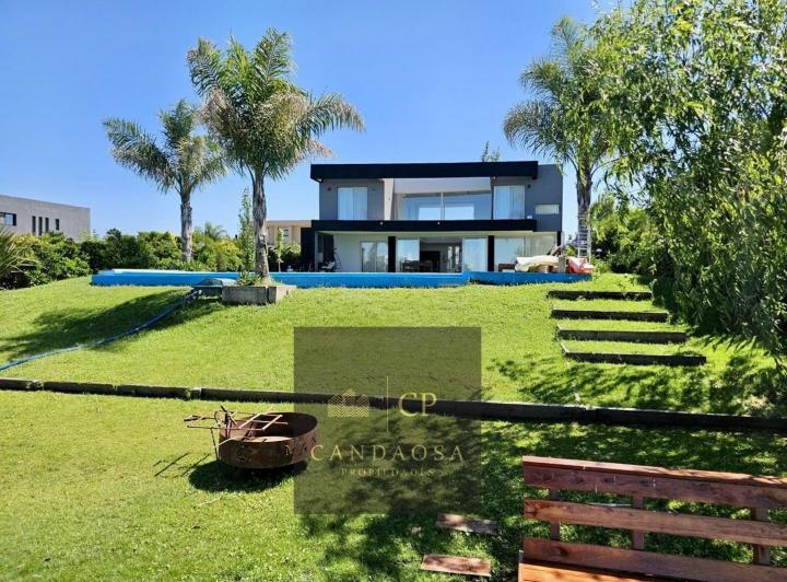 Casa · 279m² · 6 Ambientes