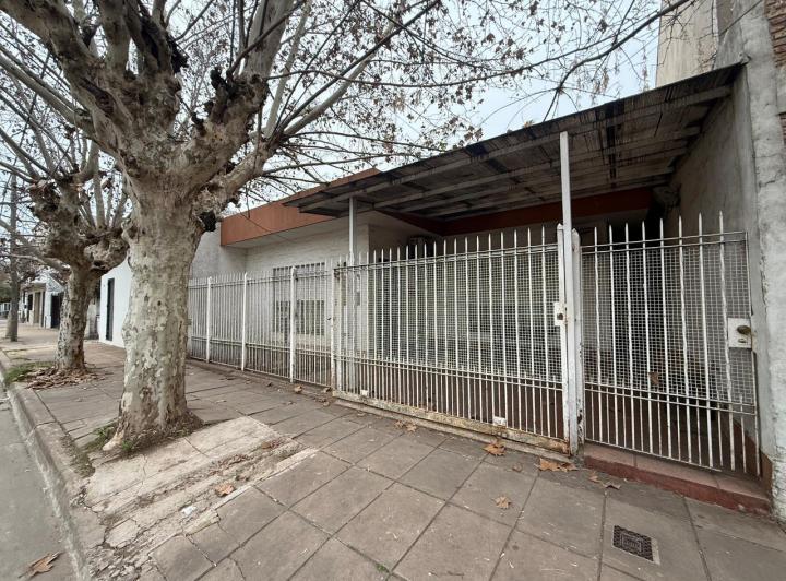 Casa · 150m² · 5 Ambientes · 1 Cochera