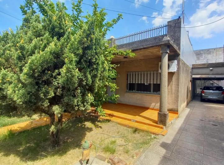 Casa · 350m² · 6 Ambientes