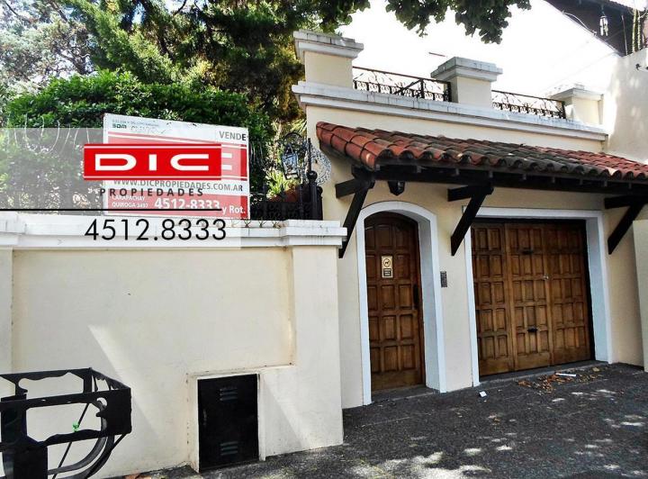 Casa · 180m² · 6 Ambientes · 1 Cochera