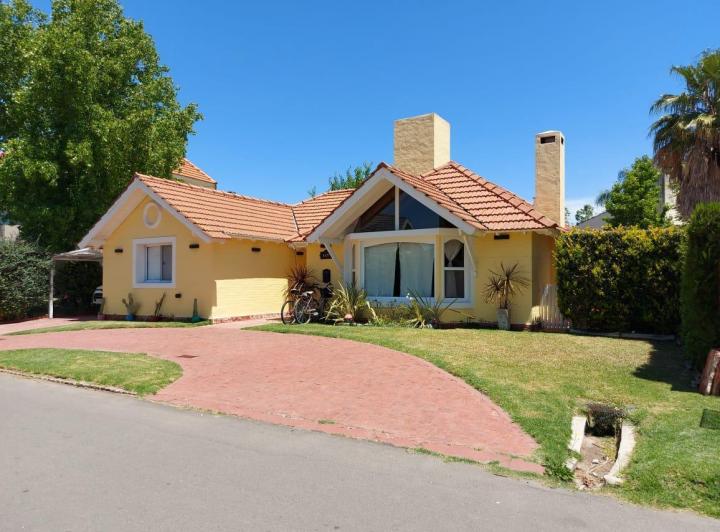 Casa · 174m² · 5 Ambientes