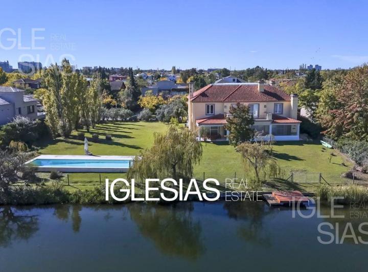 Casa · 541m² · 9 Ambientes · 8 Cocheras