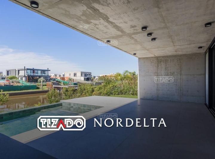 Casa · 332m² · 7 Ambientes · 1 Cochera