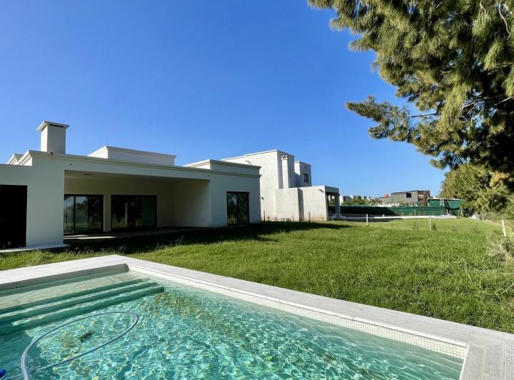 Casa · 175m² · 6 Ambientes