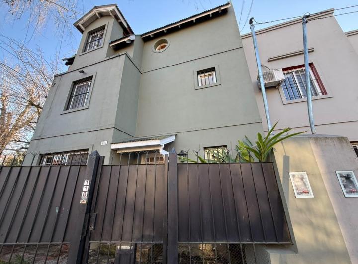Casa · 118m² · 5 Ambientes · 1 Cochera