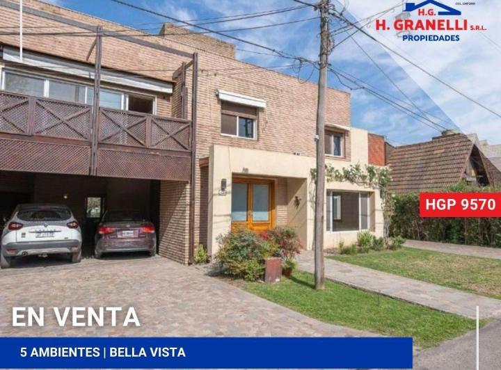 Casa · 324m² · 5 Ambientes · 4 Cocheras