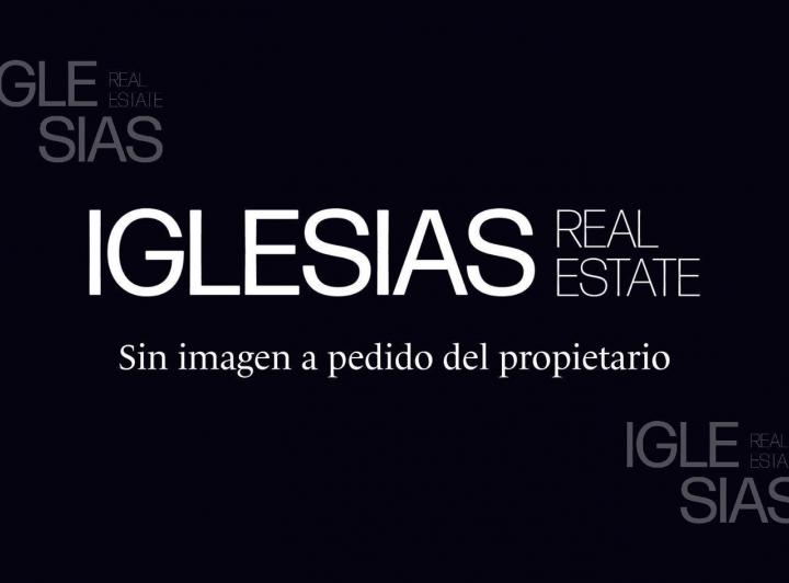 Casa · 252m² · 6 Ambientes · 1 Cochera