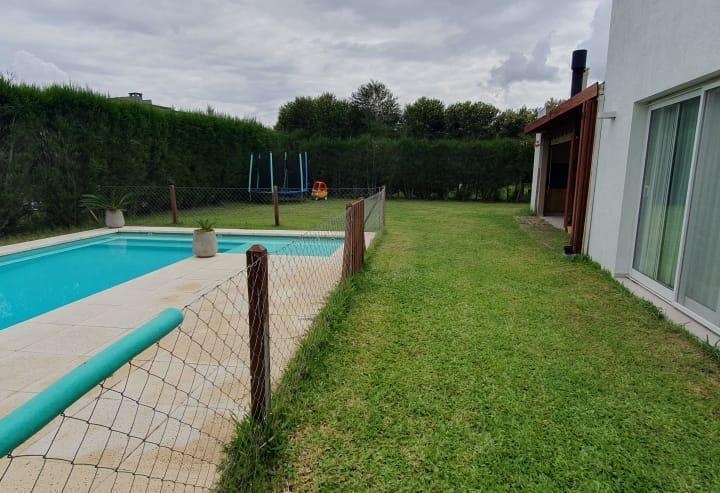 Casa · 175m² · 5 Ambientes · 5 Cocheras