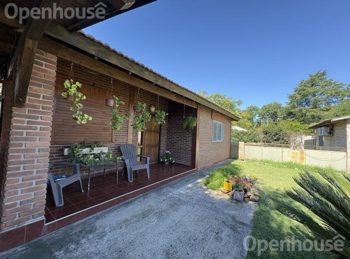 Casa · 761m² · 6 Ambientes · 3 Cocheras