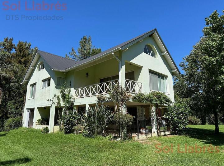 Casa · 234m² · 6 Ambientes