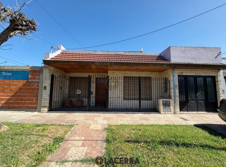 Casa · 165m² · 5 Ambientes · 1 Cochera