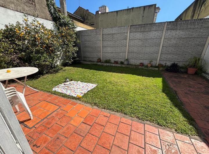 Casa · 141m² · 5 Ambientes · 1 Cochera