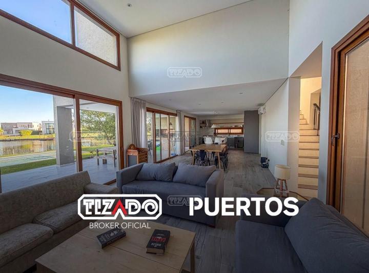 Casa · 252m² · 5 Ambientes · 1 Cochera
