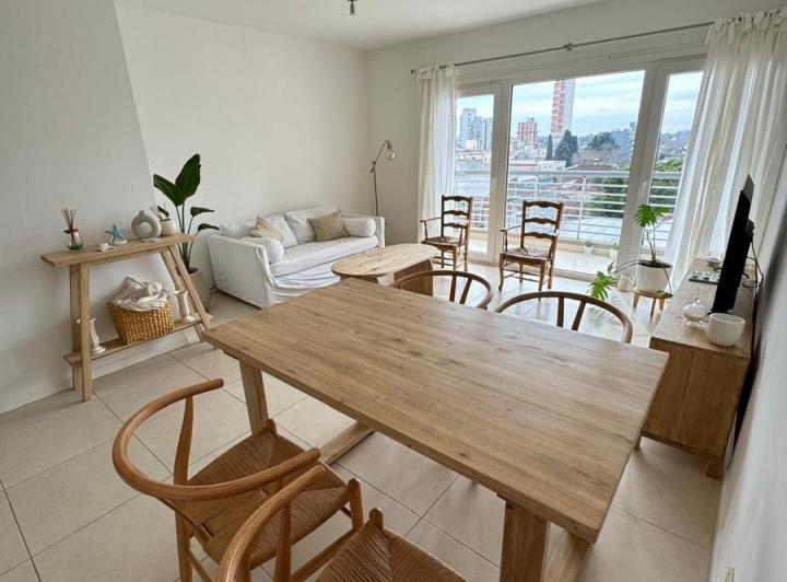 Departamento · 60m² · 2 Ambientes · 1 Cochera