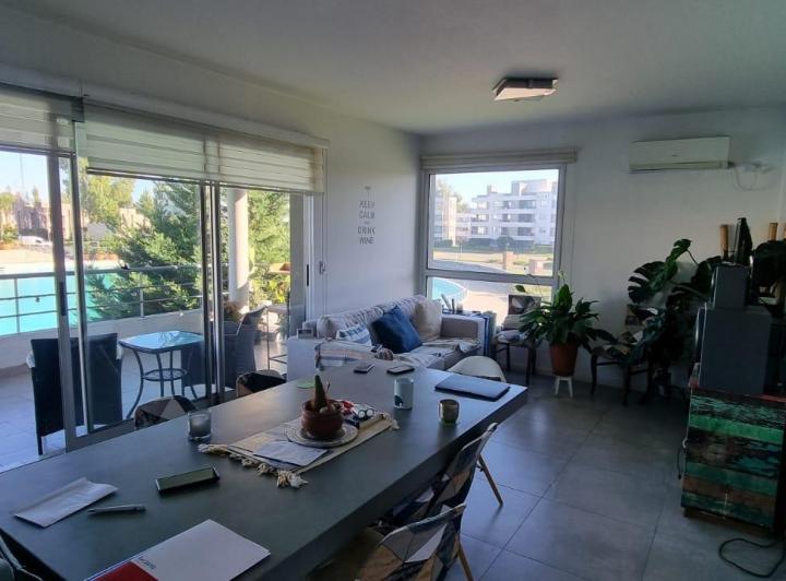 Departamento · 90m² · 4 Ambientes · 1 Cochera