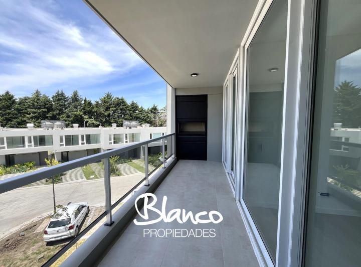 Departamento · 40m² · 2 Ambientes · 1 Cochera
