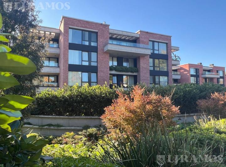 Departamento · 137m² · 4 Ambientes · 1 Cochera