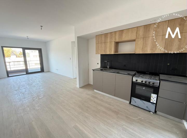 Departamento · 72m² · 3 Ambientes · 44 Cocheras