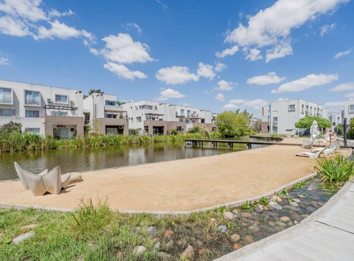 Departamento · 74m² · 4 Ambientes · 1 Cochera
