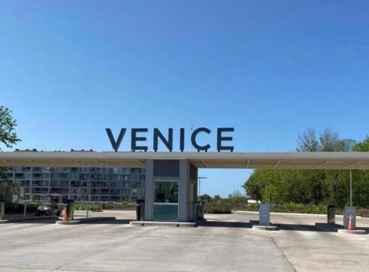 Departamento · 53m² · 2 Ambientes · 1 Cochera