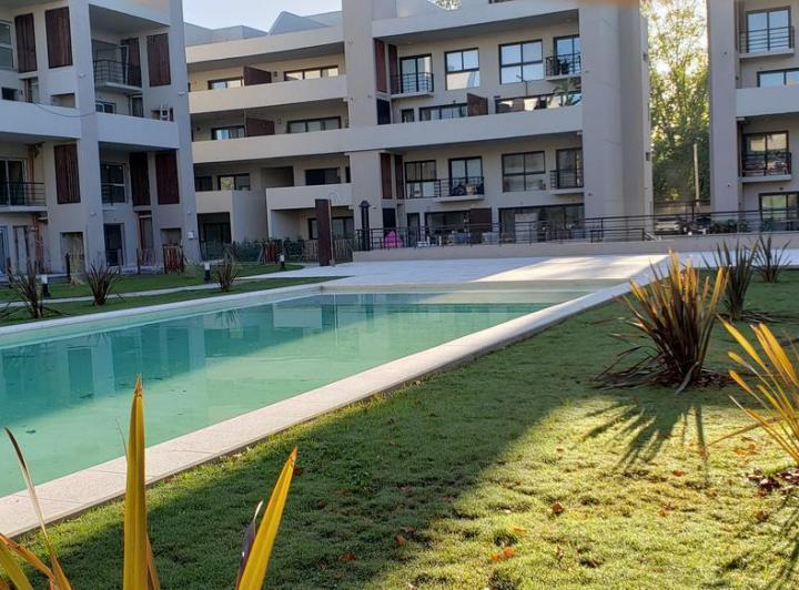 Departamento · 122m² · 4 Ambientes · 2 Cocheras