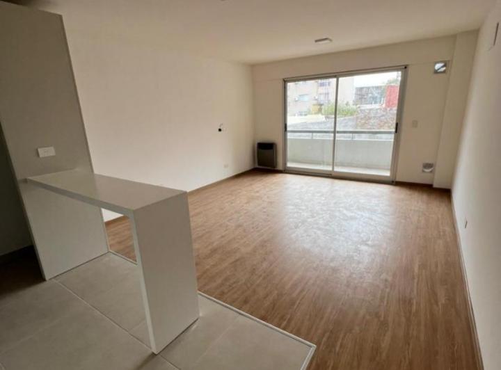 Departamento · 48m² · 2 Ambientes · 1 Cochera