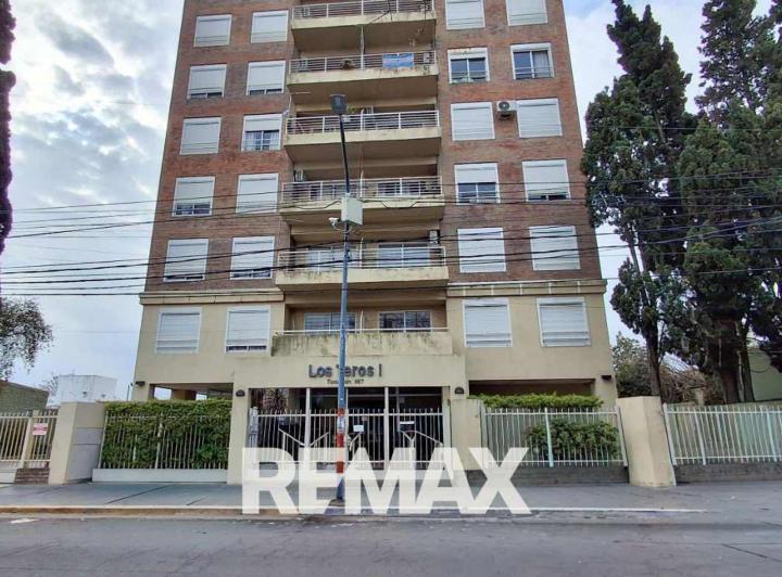 Departamento · 98m² · 4 Ambientes · 3 Cocheras