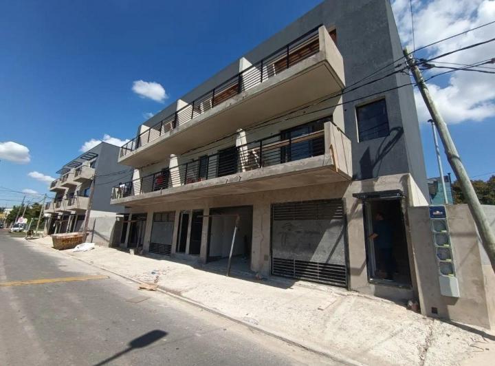 Departamento · 100m² · 2 Ambientes · 1 Cochera