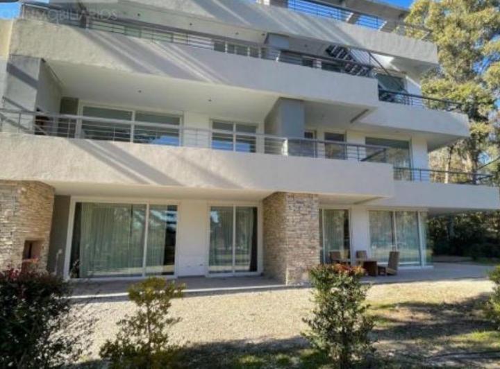 Departamento · 53m² · 2 Ambientes · 1 Cochera