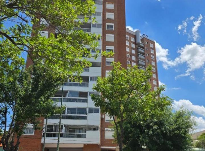 Departamento · 45m² · 2 Ambientes · 1 Cochera