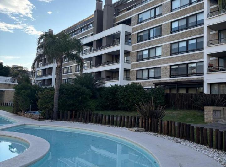 Departamento · 129m² · 4 Ambientes · 1 Cochera