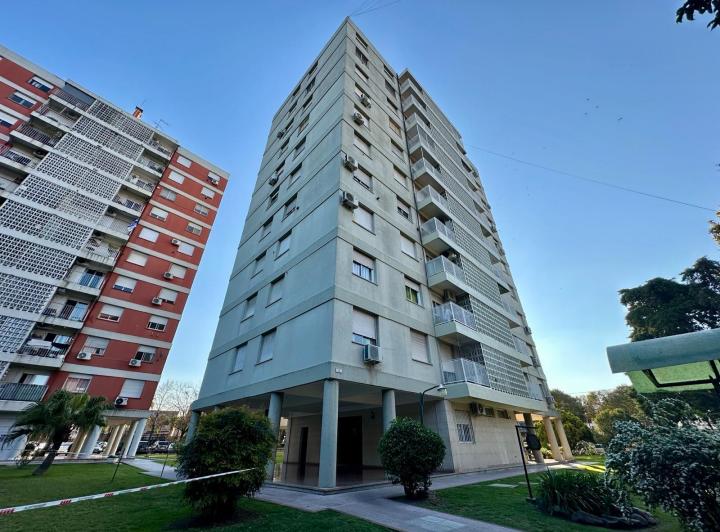 Departamento · 62m² · 4 Ambientes · 1 Cochera