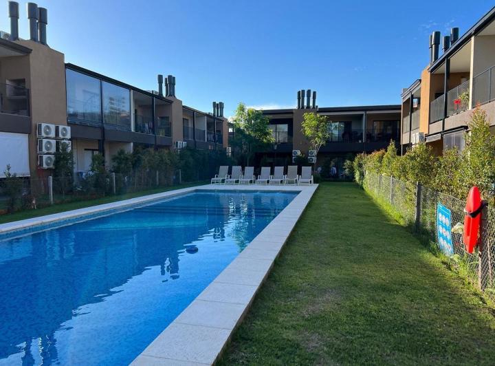 Departamento · 10457m² · 3 Ambientes · 1 Cochera