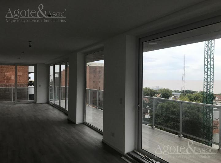 Departamento · 200m² · 5 Ambientes · 1 Cochera