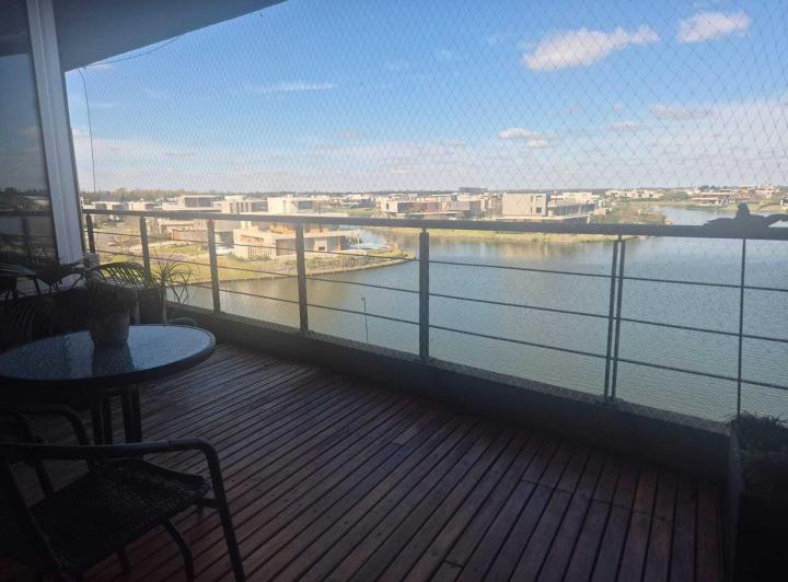 Departamento · 60m² · 2 Ambientes · 1 Cochera