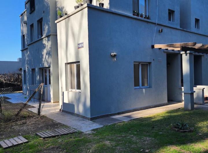 Departamento · 69m² · 2 Ambientes · 1 Cochera